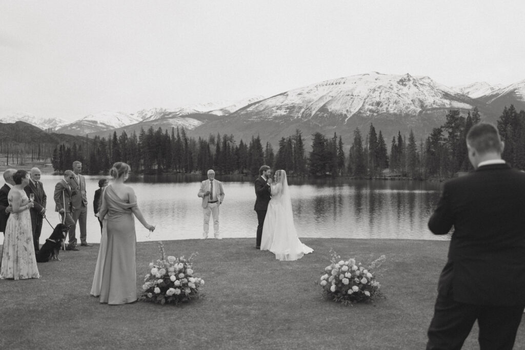 wedding ceremony candid photos at Fairmont JPL
